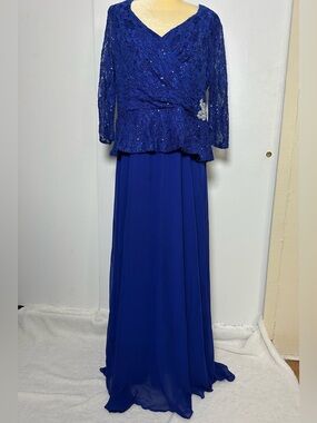 Cindy USA Royal Blue Lace Gown - Sequin Evening Dress  Tag 2XL (Like L)